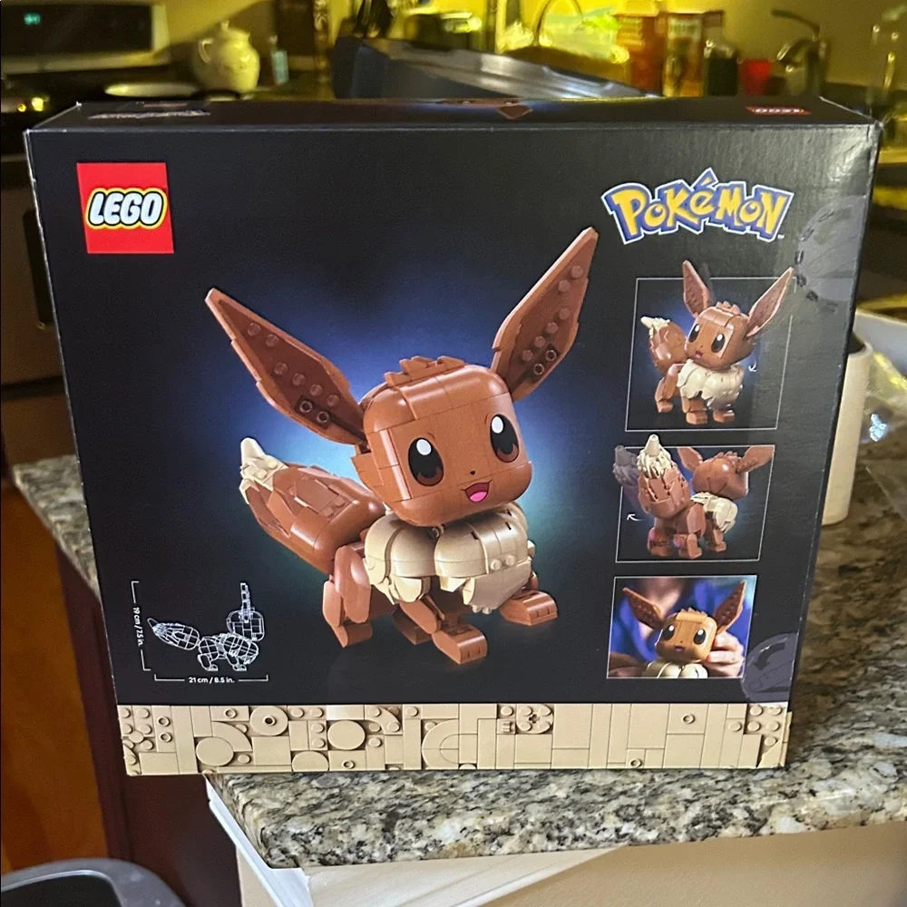 Lego Eevee 72151 - Picture 2 of 3